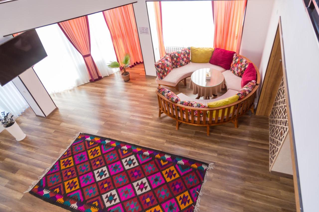 Manija Hostel Самарканд Екстер'єр фото