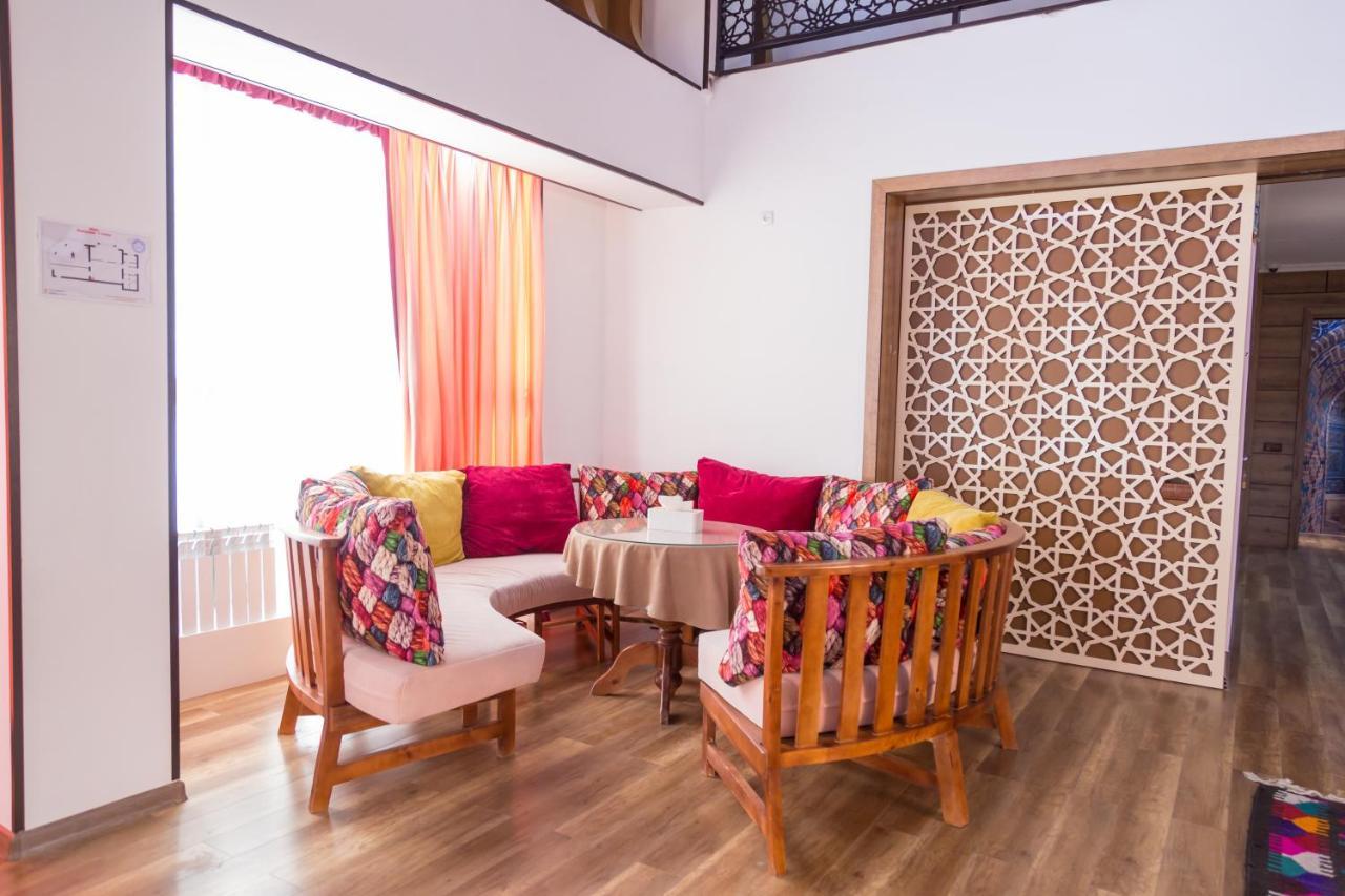 Manija Hostel Самарканд Екстер'єр фото